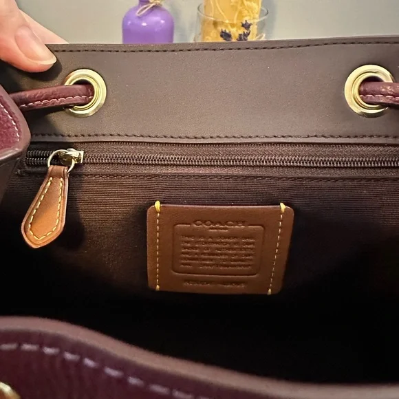 Coach Hadley Backpack Dark Vine - Picture 7 of 8